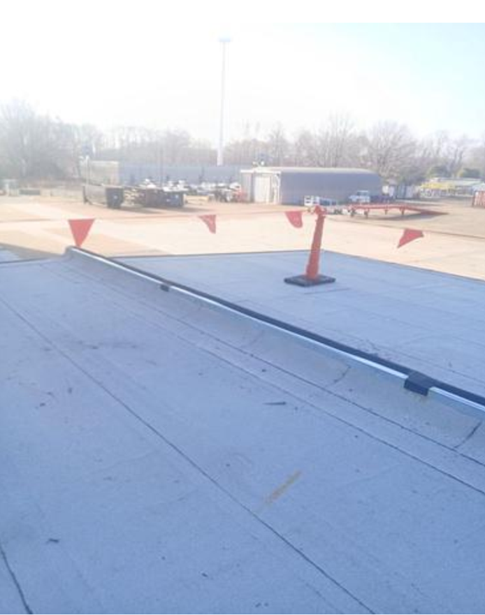 Hangar 200-Roof Replacement & Lightning Protection